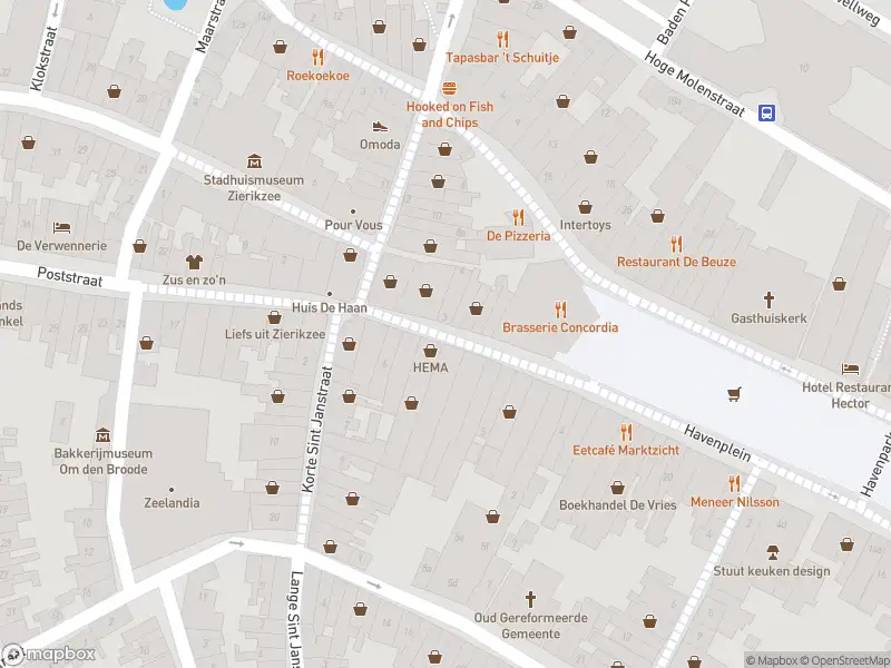 Brandweer met gepaste spoed naar de Appelmarkt in Zierikzee vanwege gebouwbrand