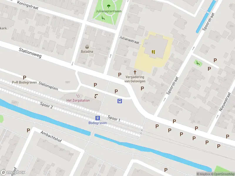 Ambulance met gepaste spoed naar de Stationsplein in Bodegraven