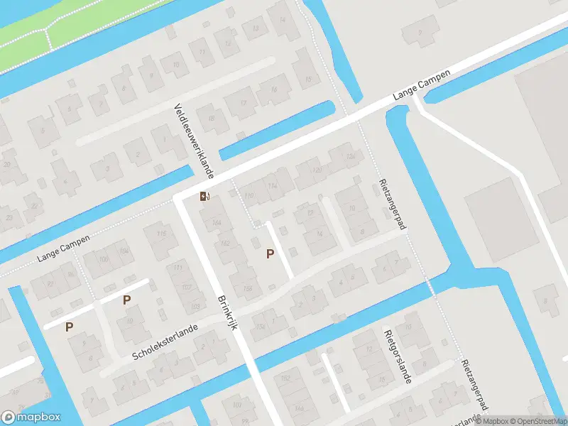 Ambulance met grote spoed naar de Lange Campen in Pijnacker