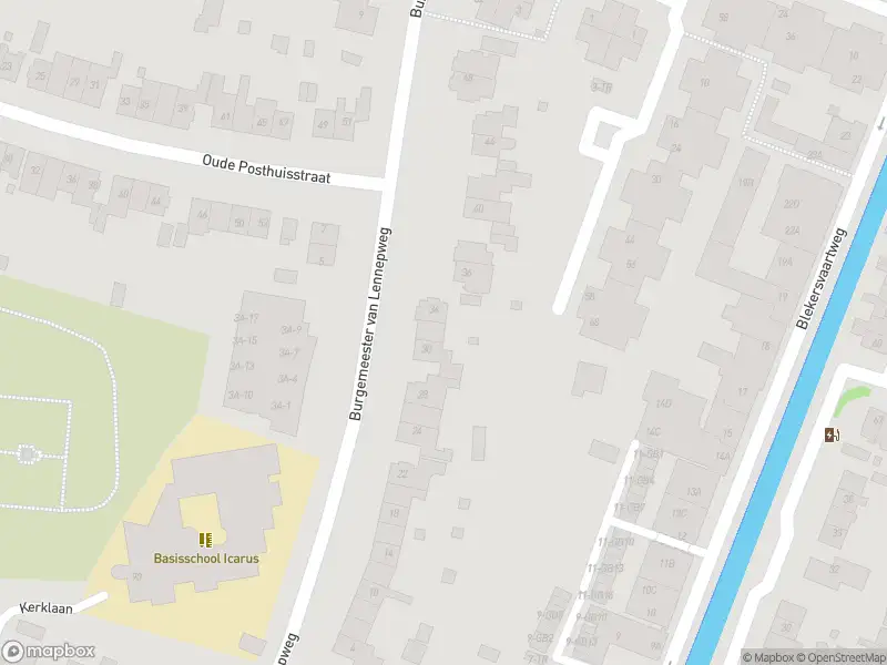 Ambulance en brandweer met grote spoed naar de Kerklaan in Heemstede vanwege gebouwbrand