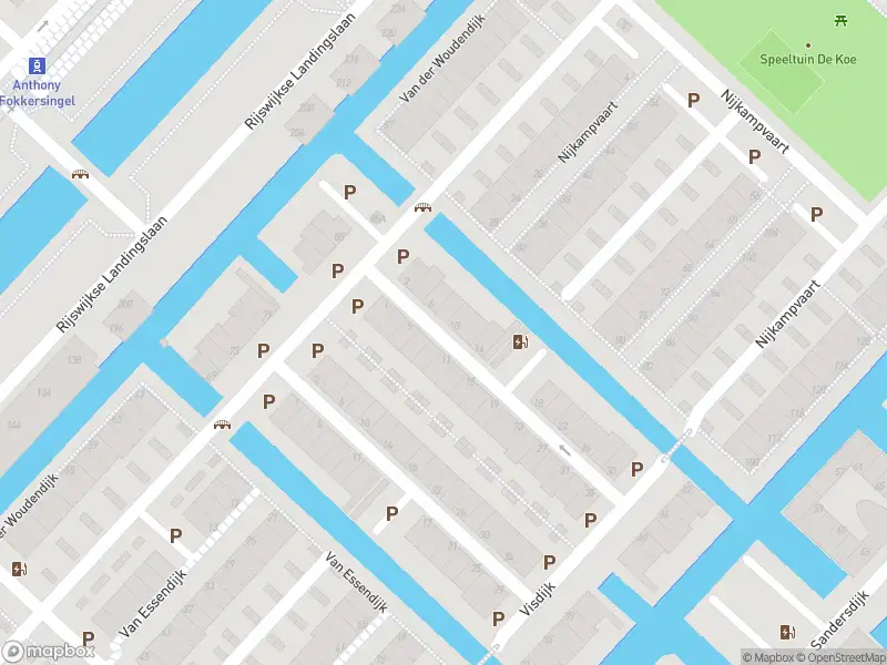 Ambulance met grote spoed naar de Smitsdijk in 's-Gravenhage