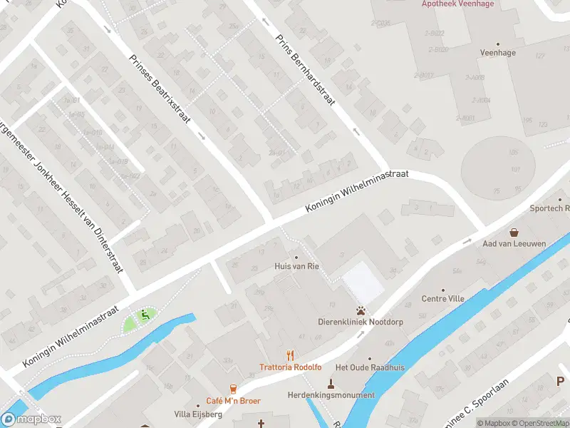 Ambulance met gepaste spoed naar de Koningin Wilhelminastraat in Nootdorp