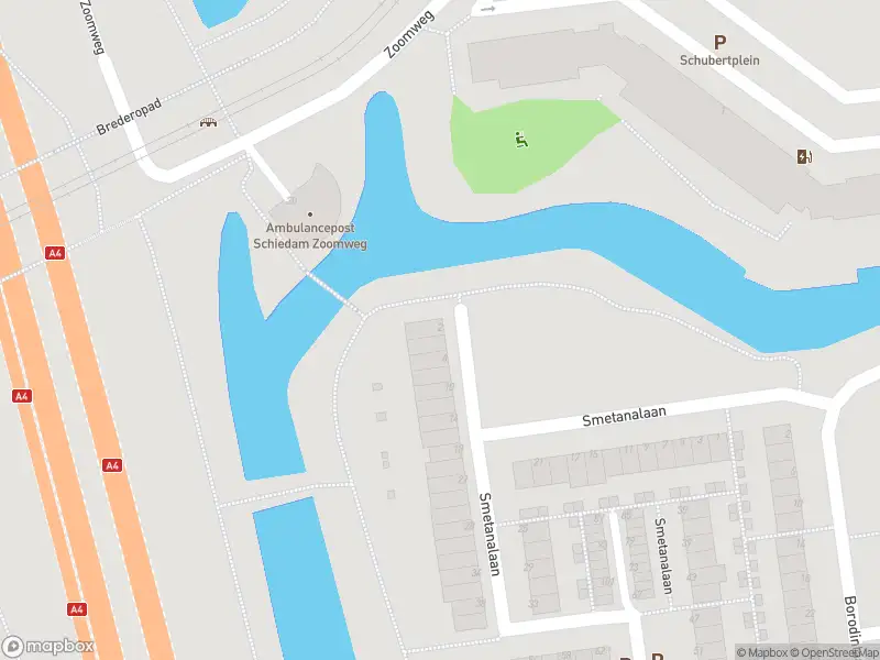 Ambulance met gepaste spoed naar de Smetanalaan in Schiedam