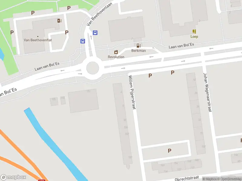 Ambulance met gepaste spoed naar de Willem Pijperstraat in Schiedam