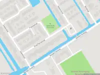 Ambulance met grote spoed naar de Graaf Florisstraat in Streefkerk