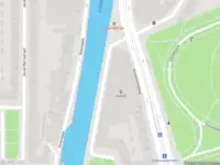 Brandweer met gepaste spoed naar de Schinkelhavenkade in Amsterdam vanwege stankoverlast