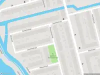 Ambulance met grote spoed naar de Botswanastraat in Delft