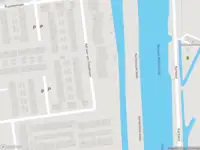 Ambulance met gepaste spoed naar de Adriaan van Ostadelaan in Alblasserdam