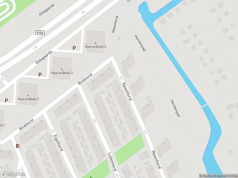 Ambulance met grote spoed naar de Ravenhorst in Rotterdam