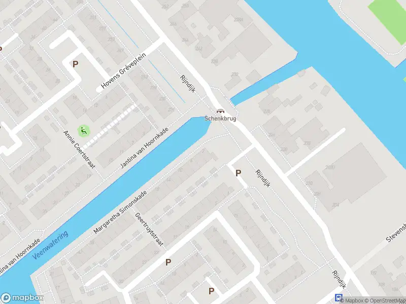 Ambulance met grote spoed naar de Margaretha Simonskade in Leiden