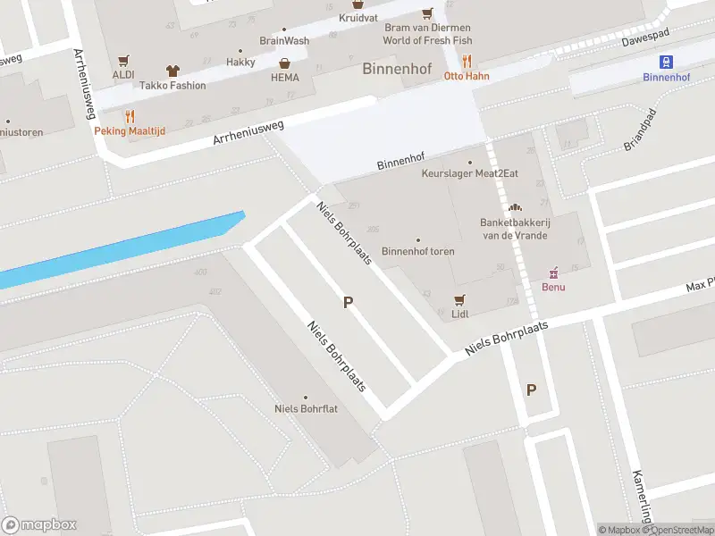 Ambulance naar de Niels Bohrplaats in Rotterdam