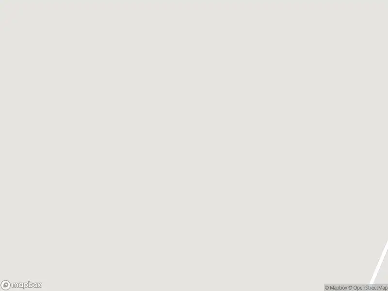 Ambulance, brandweer en politie met grote spoed naar de Warvenweg in Farmsum vanwege een buitenbrand