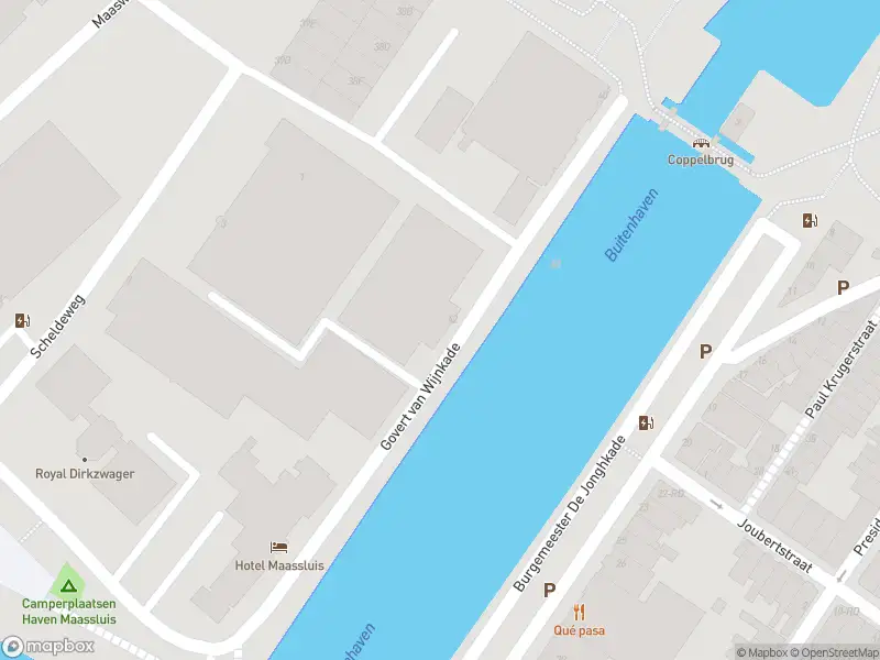 Ambulance met gepaste spoed naar de Govert van Wijnkade in Maassluis