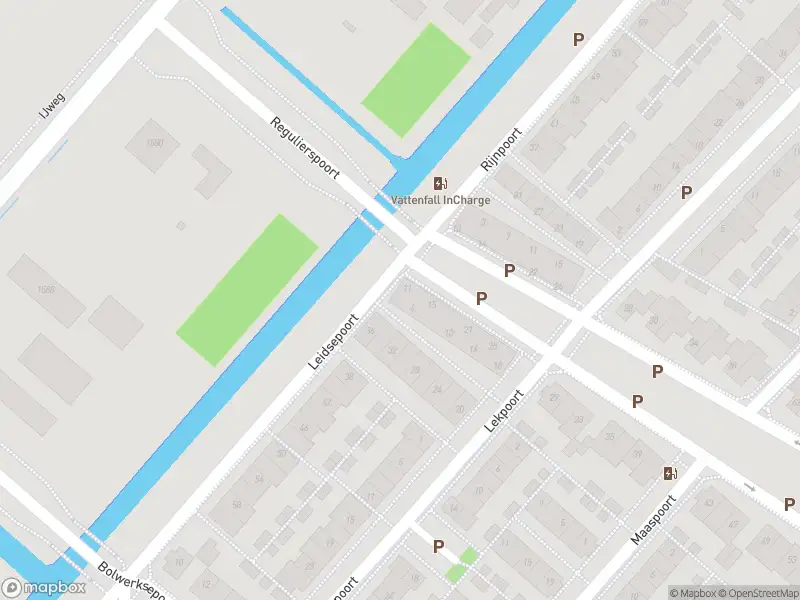 Ambulance met gepaste spoed naar de Leidsepoort in Nieuw-Vennep