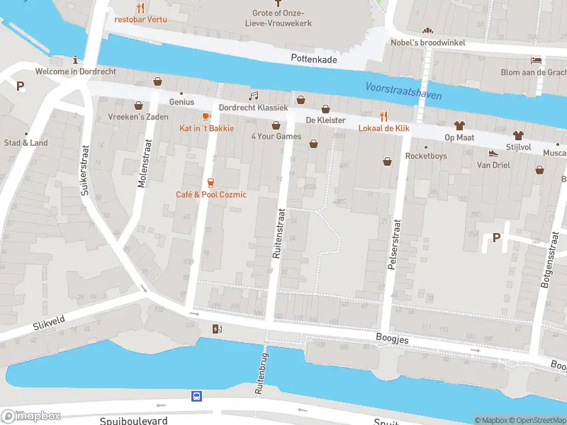 Ambulance met gepaste spoed naar de Ruitenstraat in Dordrecht