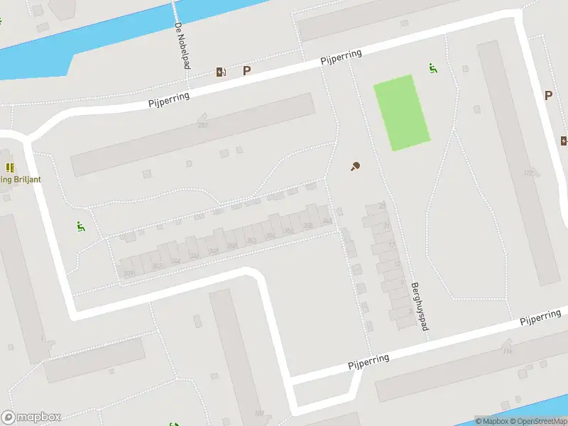 Ambulance met grote spoed naar de Pijperring in Delft