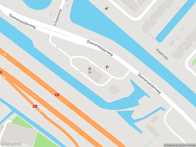 Ambulance met gepaste spoed naar de Diemerpolderweg in Diemen