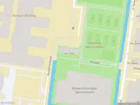 Ambulance met gepaste spoed naar de Goliuspad in Leiden