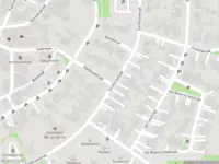 Brandweer met gepaste spoed naar de Smithuisstraat in Ootmarsum vanwege een liftopsluiting