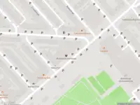 Ambulance met grote spoed naar de Paul Krugerstraat in Rotterdam