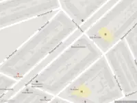 Ambulance met grote spoed naar de Wolphaertsbocht in Rotterdam