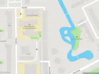 Ambulance met grote spoed naar de Korendijk in Rotterdam