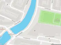 Ambulance met grote spoed naar de Linker Rottekade in Rotterdam