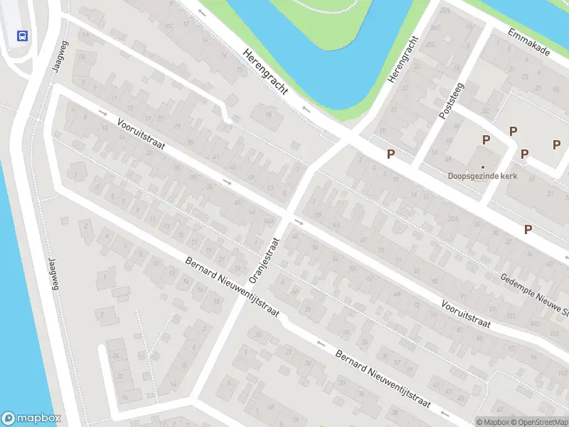 Ambulance met gepaste spoed naar de Oranjestraat in Purmerend