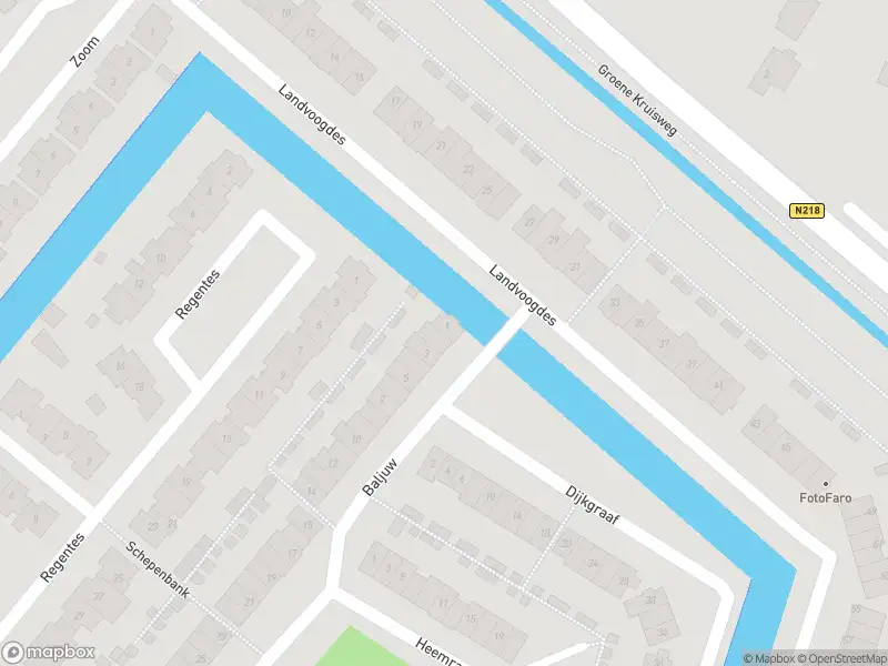 Ambulance met grote spoed naar de Baljuw in Brielle