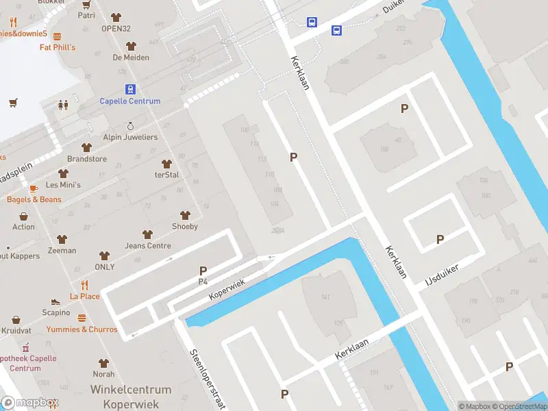 Ambulance met grote spoed naar de Duikerlaan in Capelle aan den IJssel