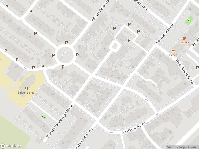 Ambulance met grote spoed naar de Elsje van Houweningenstraat in Gorinchem