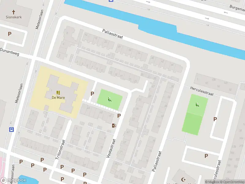 Ambulance met gepaste spoed naar de Vestastraat in Alphen aan den Rijn