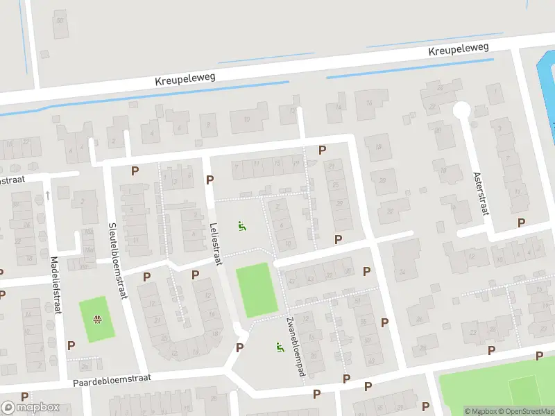 Ambulance met grote spoed naar de Zwanebloempad in Klaaswaal