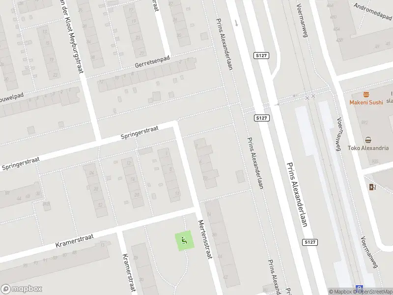 Ambulance met gepaste spoed naar de Mertensstraat in Rotterdam