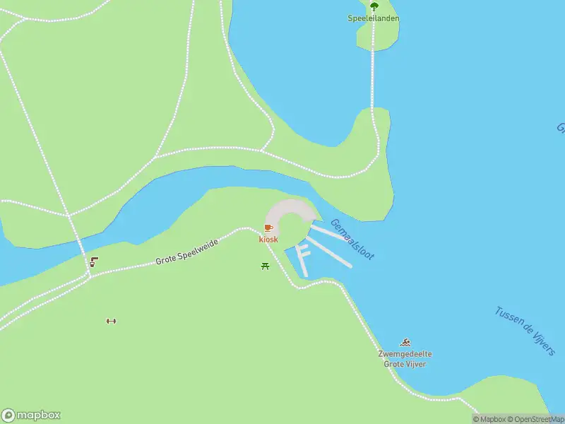 Ambulance met gepaste spoed naar de Grote Speelweide in Amstelveen