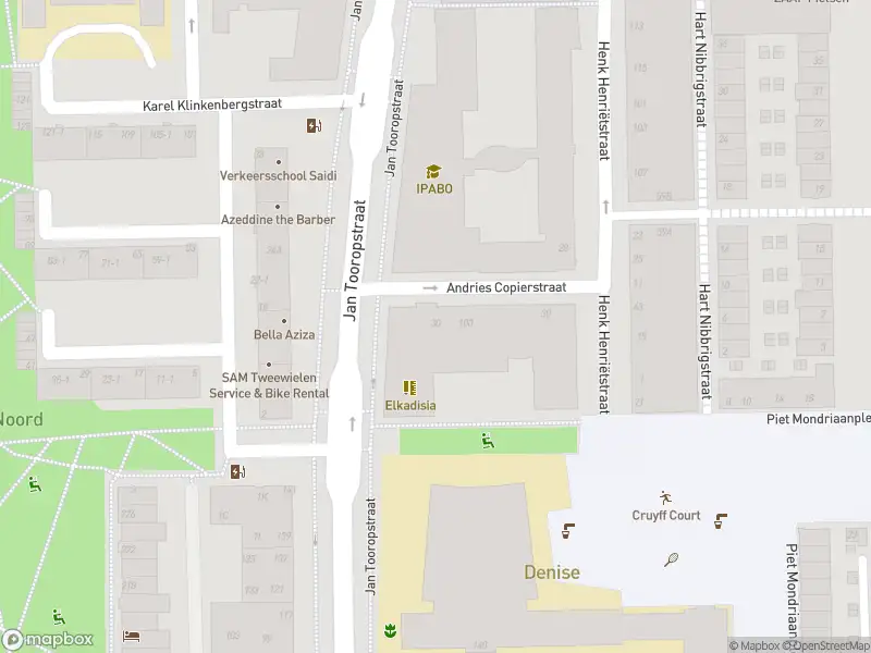 Ambulance met grote spoed naar de Andries Copierstraat in Amsterdam