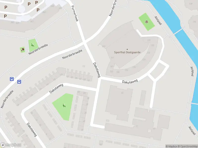 Ambulance met gepaste spoed naar de Dakotaweg in Capelle aan den IJssel