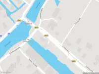 Ambulance met gepaste spoed naar de Schilkerweg in Ter Aar