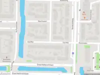 Ambulance met grote spoed naar de Meerhuysen in Amstelveen