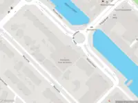 Ambulance met gepaste spoed naar de Over de Vesten in Schiedam