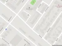 Ambulance met gepaste spoed naar de Haifaweg in Hoogvliet Rotterdam