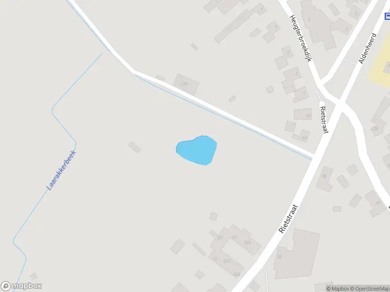 Brandweer met grote spoed naar de Aldenheerd in Weert vanwege een buitenbrand