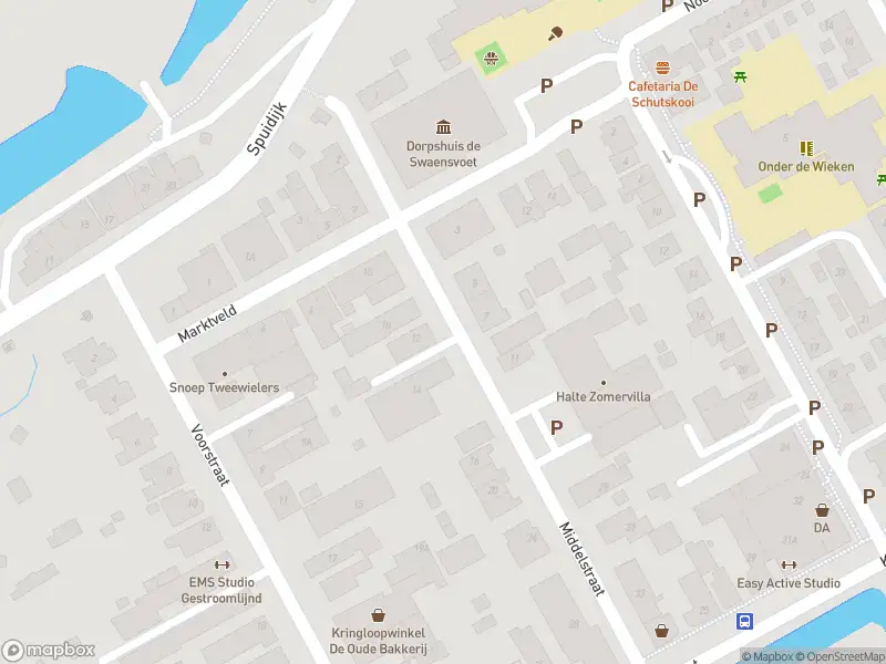 Brandweer met gepaste spoed naar de Middelstraat in Nieuw-Beijerland vanwege waarnemen gaslucht