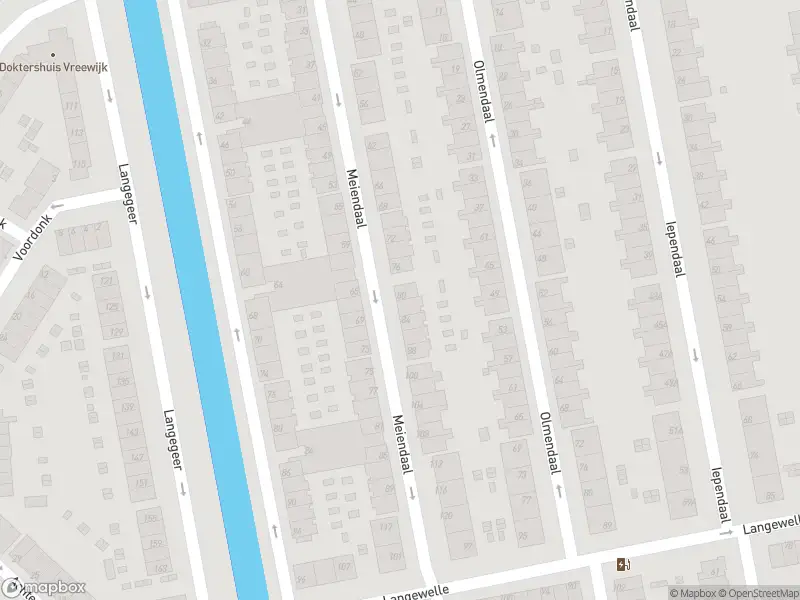 Ambulance met gepaste spoed naar de Meiendaal in Rotterdam