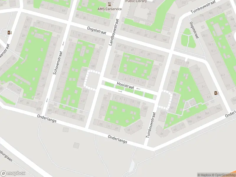 Ambulance met gepaste spoed naar de Hooistraat in Amsterdam