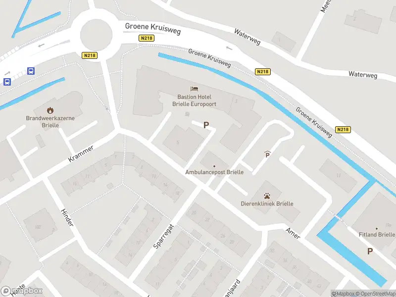 Ambulance met grote spoed naar de Amer in Brielle