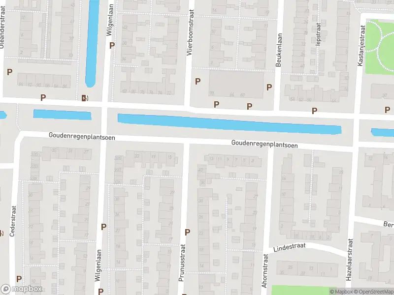 Ambulance met gepaste spoed naar de Prunusstraat in Alphen aan den Rijn