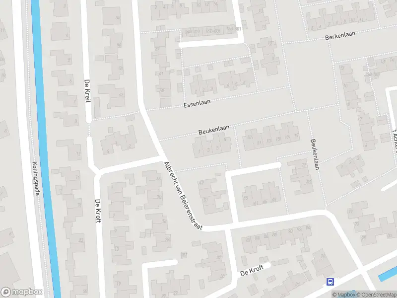 Ambulance met grote spoed naar de Beukenlaan in Hoogwoud