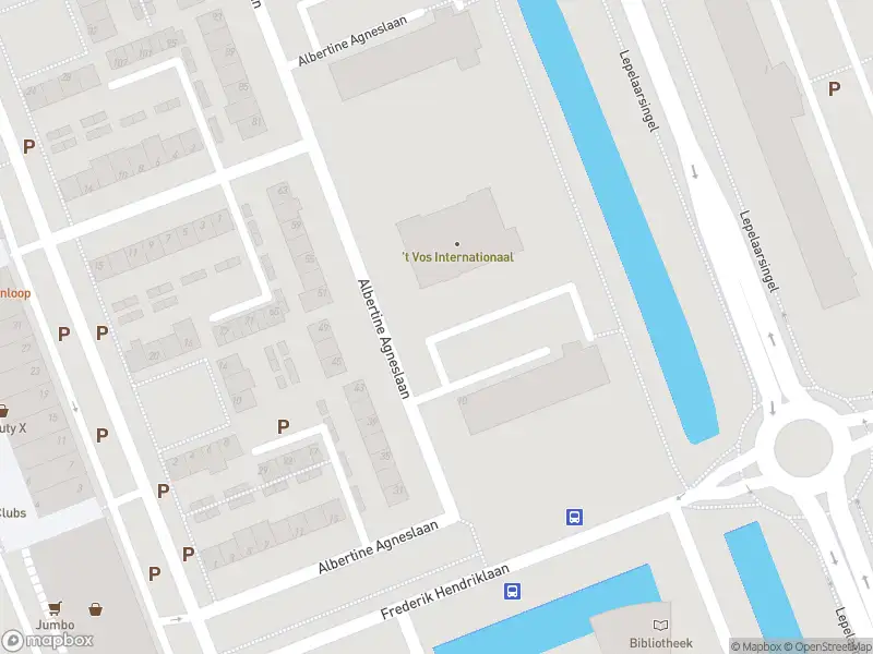 Ambulance met gepaste spoed naar de Albertine Agneslaan in Vlaardingen