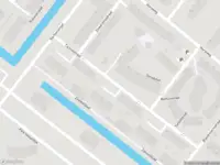 Ambulance met grote spoed naar de Tarbotstraat in Hoogvliet Rotterdam